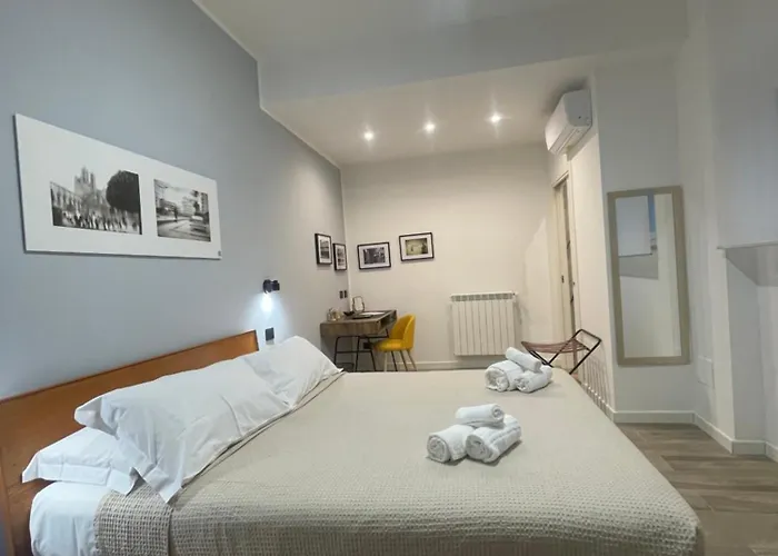 Una Room