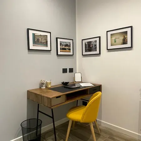 Una Room Konukevi Palermo